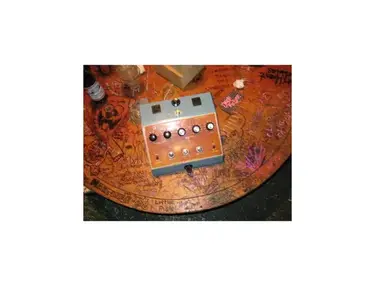 Custom built Six Organs pedal by Bill Skibbe