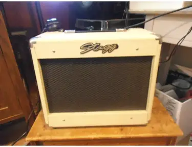 Stagg EA-30