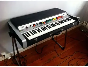 Farfisa VIP 345