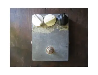 CWS006 Tremolo/Boost
