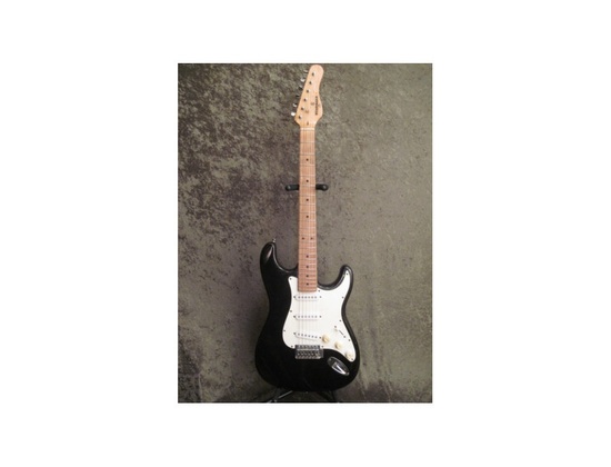 behringer stratocaster