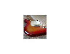 Fender stratocaster 1982 main image