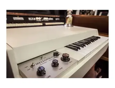 Mellotron MK VI