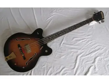 Gretsch 6070 Hollow Body Bass