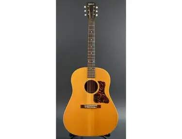 1941 Gibson J-35