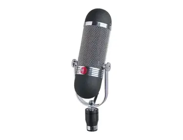 AEA R84