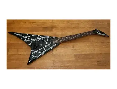 Charvel Avenger V
