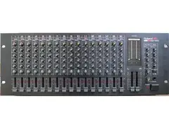 Roland M-160 Mixer