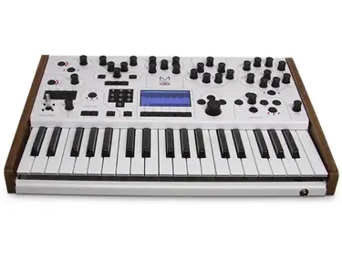 Modal Electronics 001