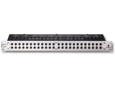 Behringer PX2000 Ultrapatch Pro