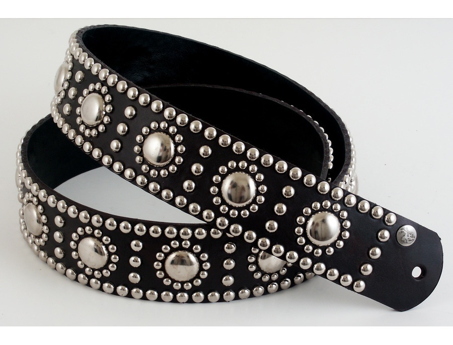 Paul Stanley studded guitar straps - Artists Using It | Equipboard