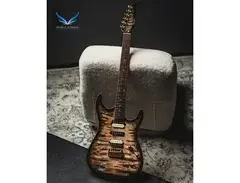 Suhr Custom Standard