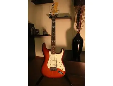Fender Custom Deluxe Stratocaster masterbuilt by Yuriy Shishkov