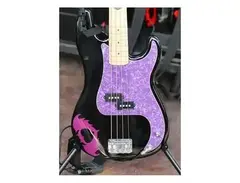 Pete Wentz Signature Precision Bass | Equipboard Pete Wentz Signature Precision Bass | Equipboard