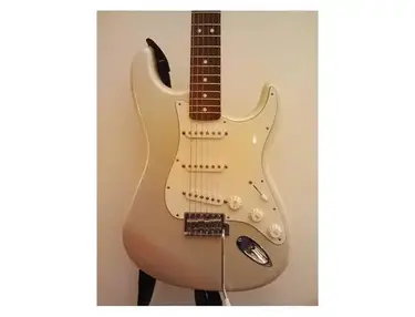 Fender Mexican FSR Stratrocaster