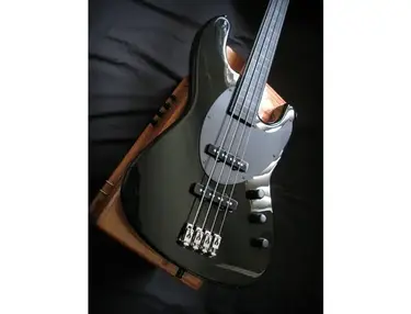 Hamer Cruise Bass (4-String)