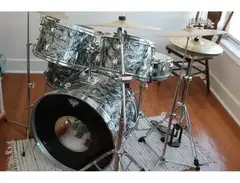 Slingerland 70's chrome drumset