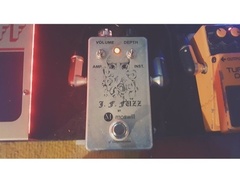 Mosrite Fuzzrite - ranked #61 in Fuzz Pedals | Equipboard