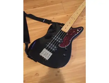 Fender Pawn Shop Reverse Jaguar Bass