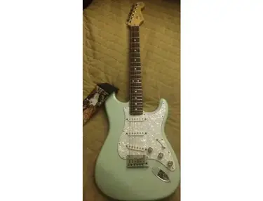 Fender 2001 American Series Stratocaster (rosewood fretboard)