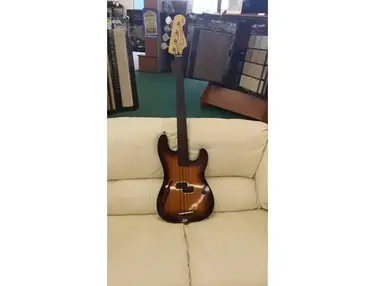 Fender Precision A/E