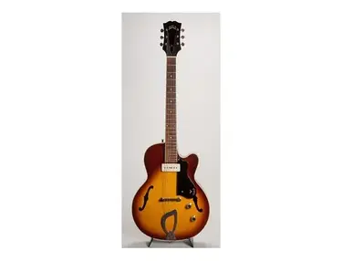 Guild M-65 Freshman Hollowbody