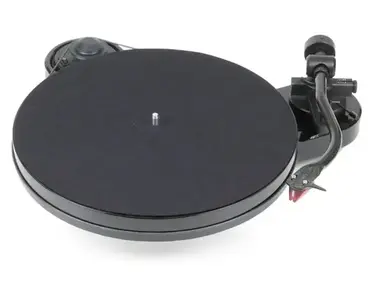 Pro-Ject RPM1 Carbon