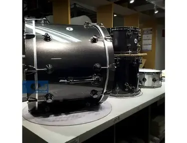 DW Custom Drums (Andy Hurley)