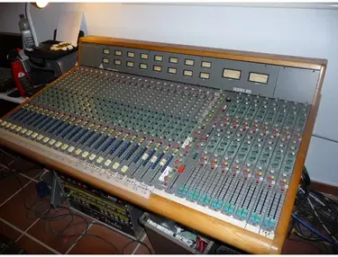 Trident Series 65