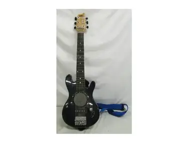 First Act Discovery "Kids Guitar" With Built-In Amp