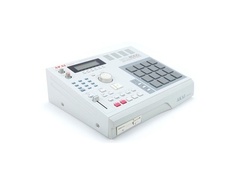 Akai MPC 2000 - ranked #9 in Production & Groove | Equipboard