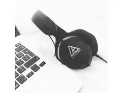 V-Moda Crossfade M-100 (Klingande Custom Edition) Over-Ear Noise-Isolating Headphone