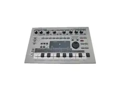 Roland MC-303 Groovebox