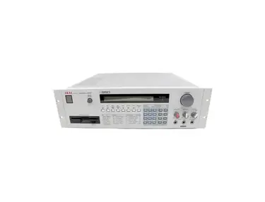Akai S900 MIDI Digital Sampler - What To Know & Where To Buy Akai S900 MIDI Digital Sampler - What To Know & Where To Buy
