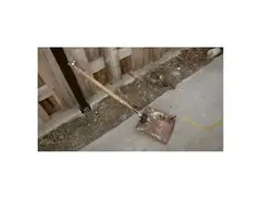 Shovel Guitar