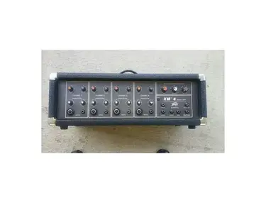 Peavey XM 4 - 150 Watt Guitar Amp