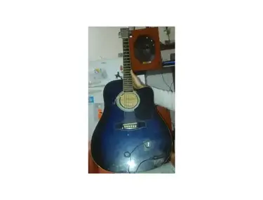 Midland Acoustic Guitar