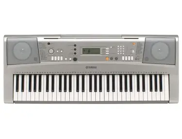 Yamaha PSR-E303