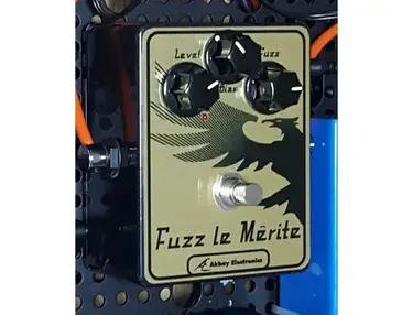 Akbay Electronics Fuzz le Mêrite