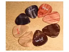 Dugain Plectrums main image