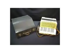 M. Carli Pearl Yellow Vintage Accordion