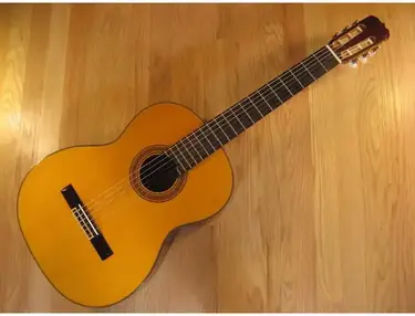Jasmine C-128 Classical Guitar