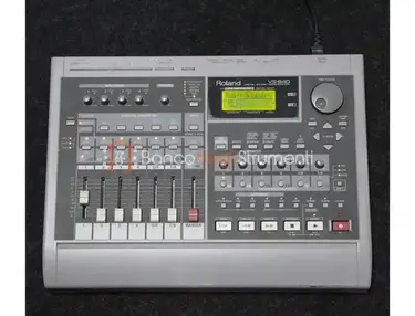 Roland VS-840