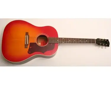 Gibson J-45 Donovan (Duplicate)