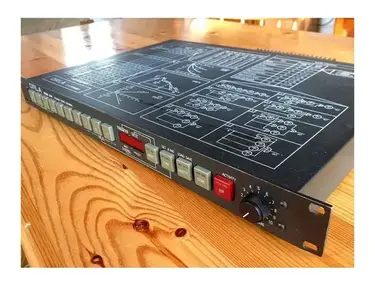 Orla DSE-24 FM Synthesizer