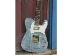 DOG TIRED LIMITED EDITION HERITAGE SERIES GUITAR main image