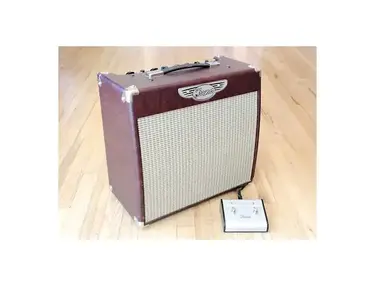 Traynor YCV20 II Custom Valve Combo Amp
