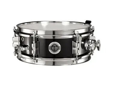 Pearl M 80 Snare Drum