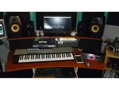 KRK VXT8 main image