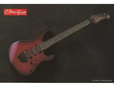 Yamaha Pacifica 821 dx